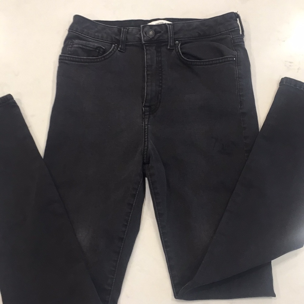 Forever 21 size 27 slim black jeans